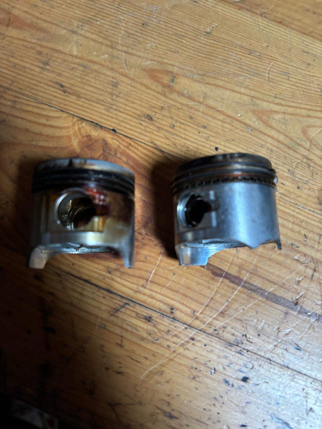 2x Sylinteri + Mäntä